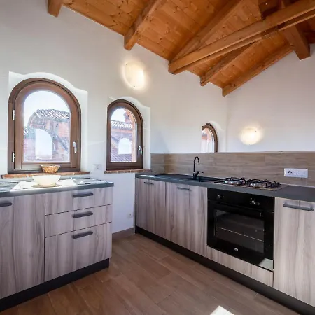 公寓 La Quercia By Interhome